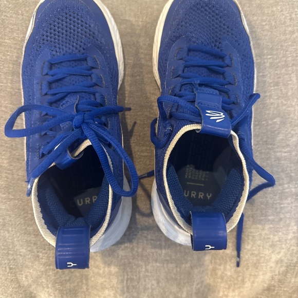 Under Armour Curry 10 (UA Flow Curry 10) – GS / Youth version in the Royal Blue/ - Picture 5 of 6